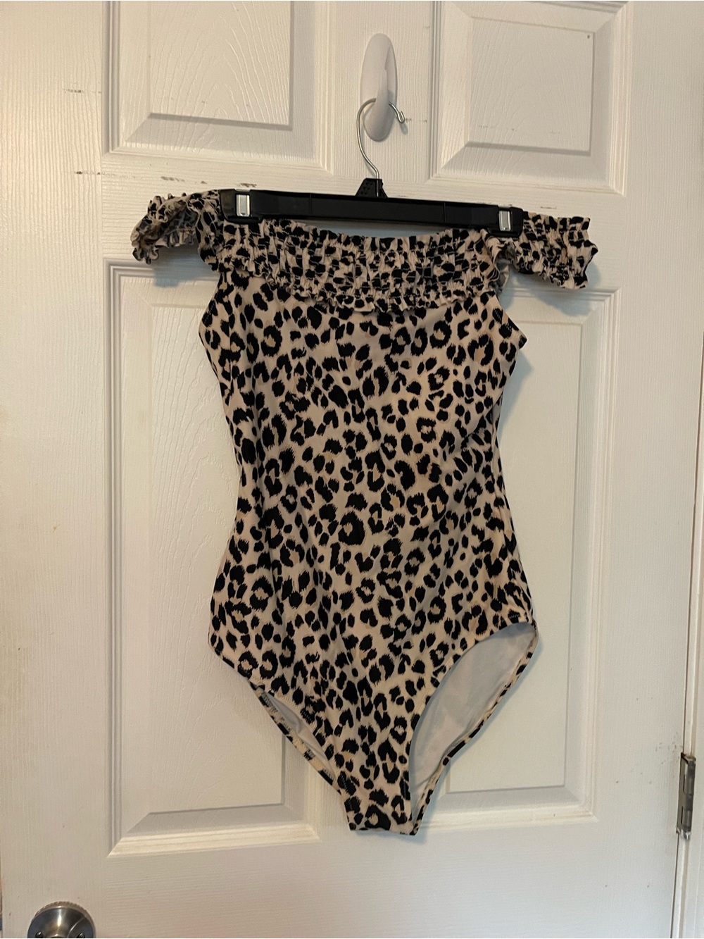 Old Navy Leopard Print Off-Shoulder One-Piece Swimsuit - Beige and Black